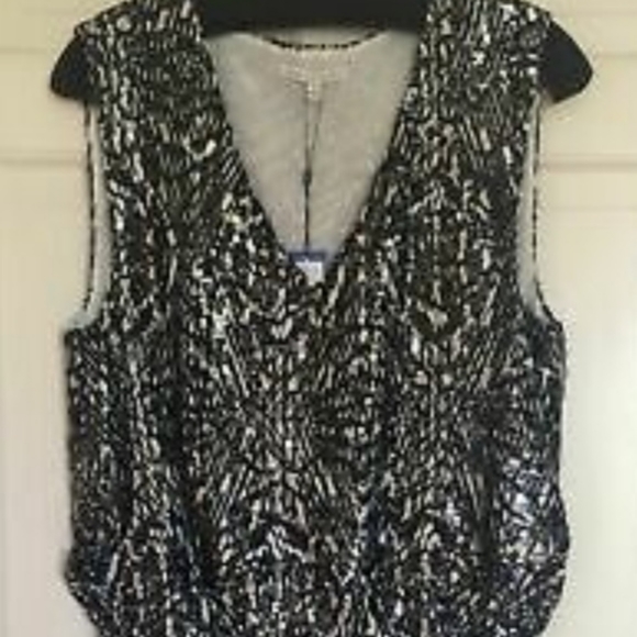 Rebecca Minkoff V-neck mini dress. Size 6. NWT - Picture 3 of 4